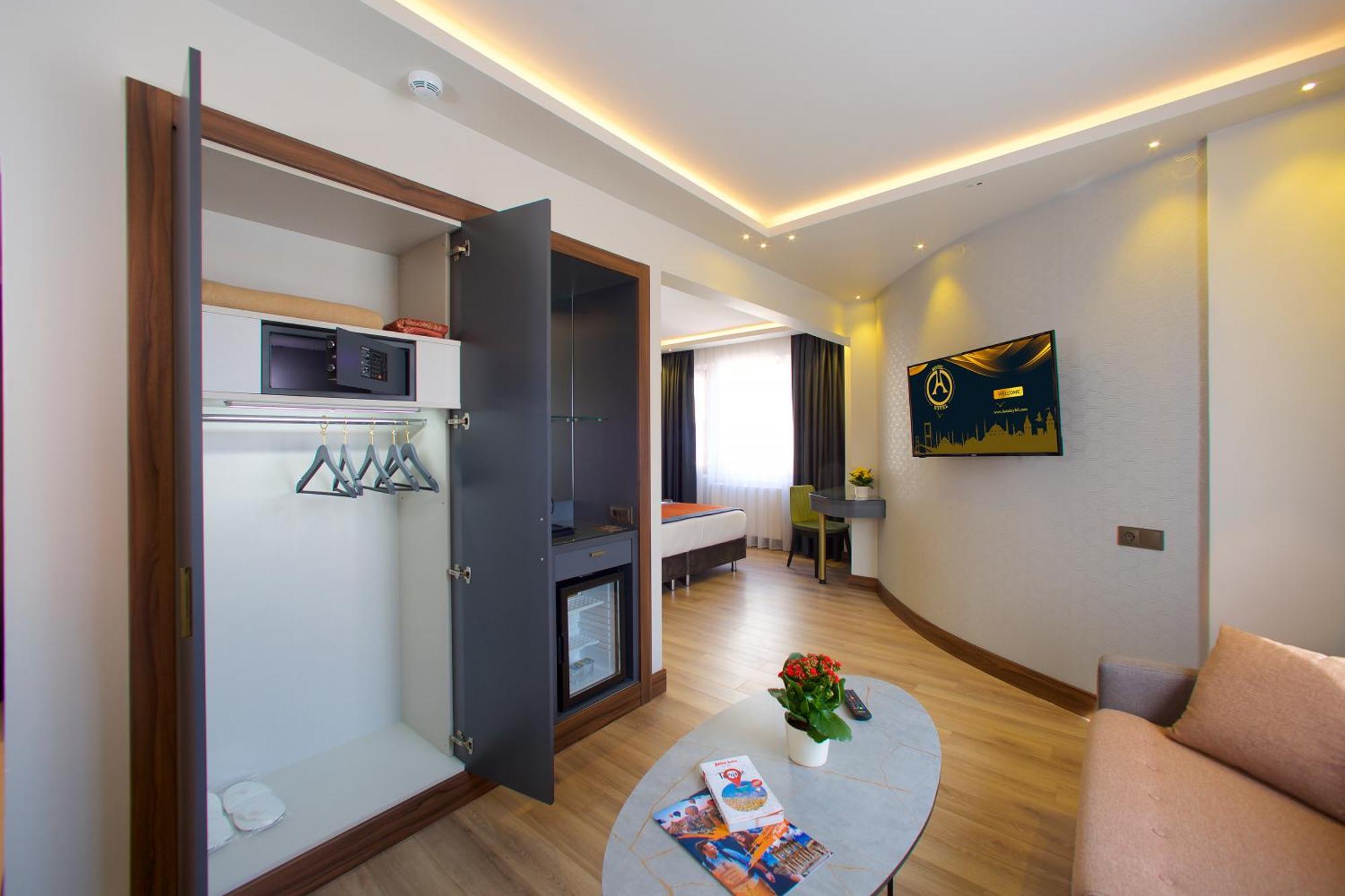 Hotel Eyfel อิสตันบูล ภายนอก รูปภาพ